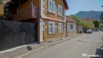 Casă individuală de vânzare în Șcheii Brașovului!