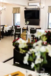 Bijuterie Turistică în Pasul Tihuța: Pensiune de Vânzar