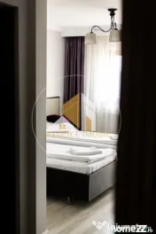 Bijuterie Turistică în Pasul Tihuța: Pensiune de Vânzar