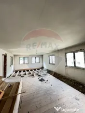 Casă / Vilă 7 camere sat Mădei comuna Borca Jud Neamț 