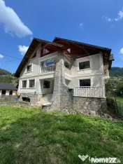 Casă / Vilă 7 camere sat Mădei comuna Borca Jud Neamț 