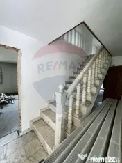 Casă / Vilă 7 camere sat Mădei comuna Borca Jud Neamț 