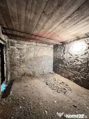 Casă / Vilă 7 camere sat Mădei comuna Borca Jud Neamț 