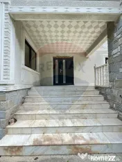 Casă / Vilă 7 camere sat Mădei comuna Borca Jud Neamț 