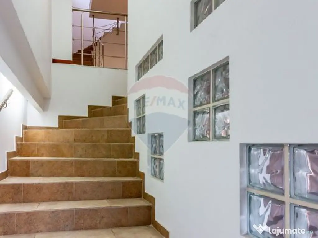 Vanzare Spațiu comercial | Cladire Multifunctionala | Ca...