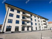 Apartament cu 3 camere balcon loc de parcare zona Doamna St 