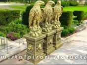 Set 3 statuete vulturi cu socluri, auriu antichizat. 