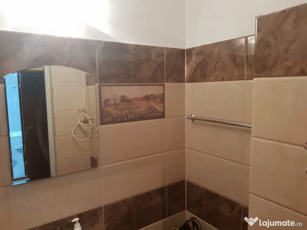 Apartament 3 camere decomandat, Buzaului.