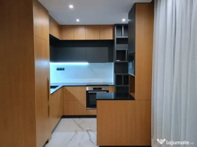 Zona Spitalului Judetean 3 camere de inchiriat