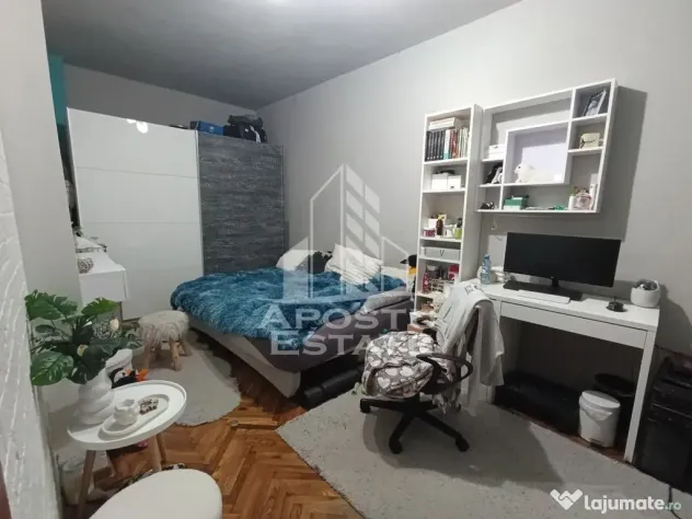 Apartament cu 4 camere, centrala proprie, 2 bai, terasa, zona Iosefin. - Timisoara (Timis)