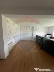 Pensiune/Casă cu 18 camere de vânzare în Campulung Mol... 