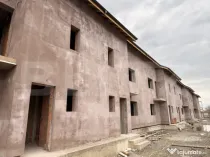 Casă modernă in Ploiesti + curtea + 2 locuri de parcare.