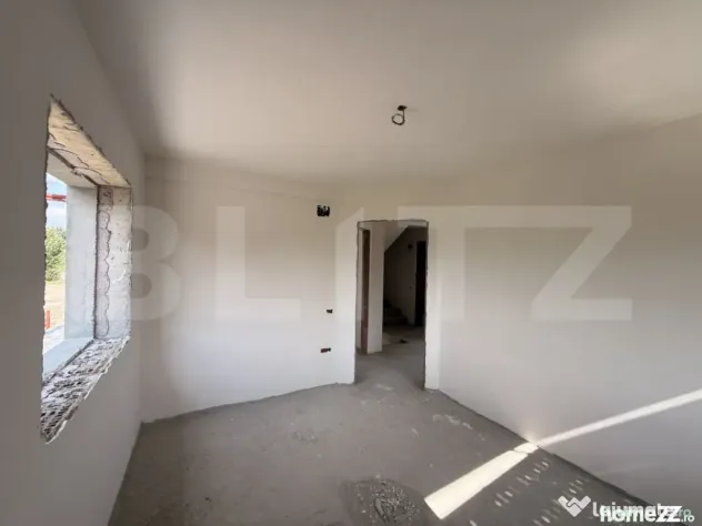 Casă modernă in Ploiesti + curtea + 2 locuri de parcare. - Ploiesti (Prahova)