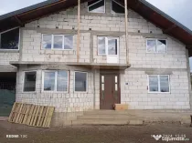 Casa individuala, la rosu, 3 camere, 226 mp, 500 mp de teren