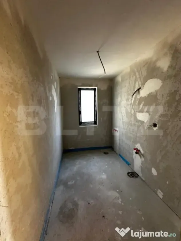 Duplex cu 4 camere, 2 garaje, semifinisat, zona manastirii F