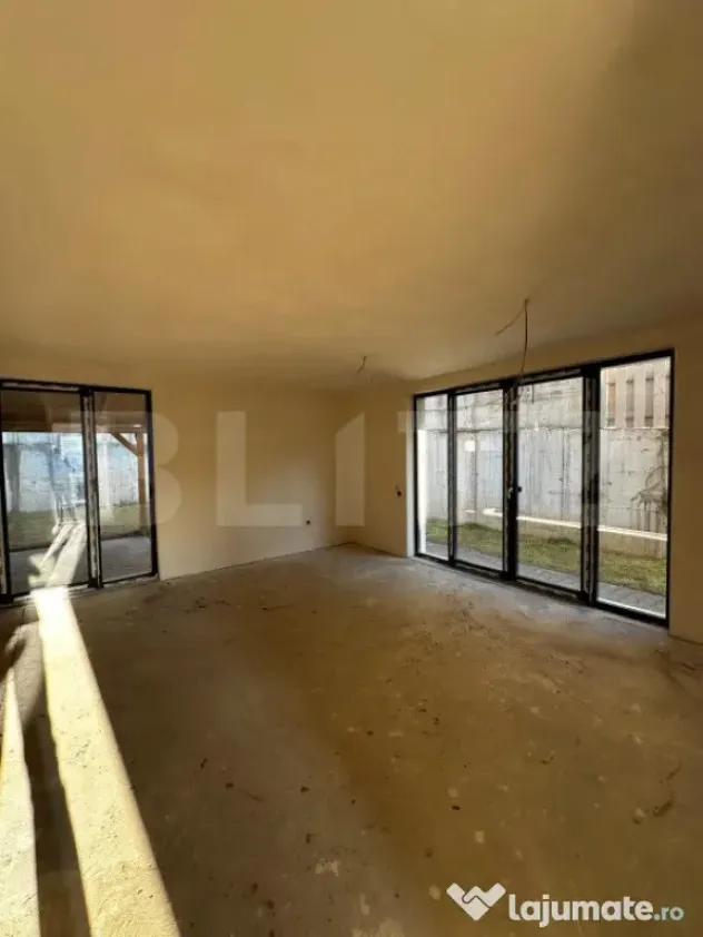 Duplex cu 4 camere, 2 garaje, semifinisat, zona manastirii F