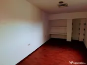 Cabina de vopsit si birouri de inchiriat 