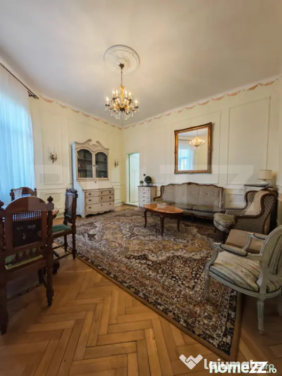 Cladire istorica, apartament 2 dormitoare, decomandat, zona - Timisoara (Timis)