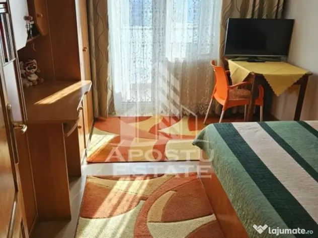 Apartament cu 3 camere, in Zona Fortuna, Arad. - Arad (Arad)