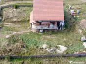 De vânzare un imobil la rosu în Sfântu Gheorghe 