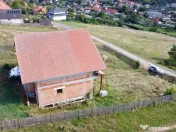 De vânzare un imobil la rosu în Sfântu Gheorghe 