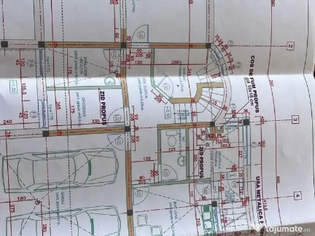 De vânzare un imobil la rosu în Sfântu Gheorghe