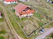 De vânzare un imobil la rosu în Sfântu Gheorghe 