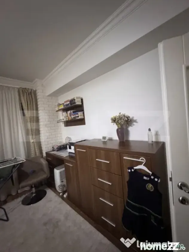 Apartament de vanzare, cu 2 camere, 68 mp, modern, parter, z - Suceava (Suceava)