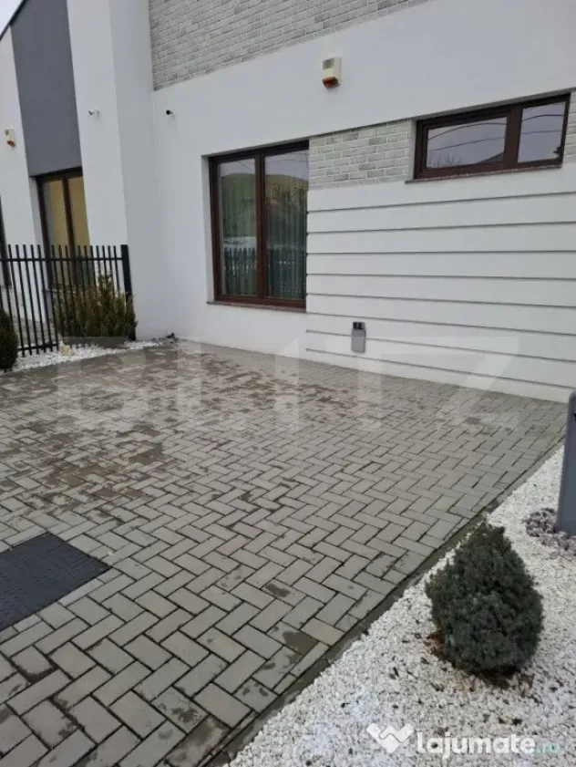 Casa moderna de vanzare, 4 camere, 128 mp utili, mobilat, zo