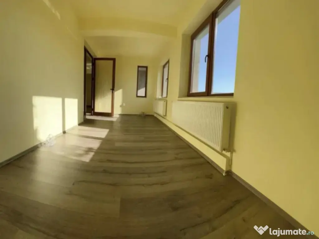 Spațiu/Comercial/Birouri/Cladire de inchiriat - 240 MP - P