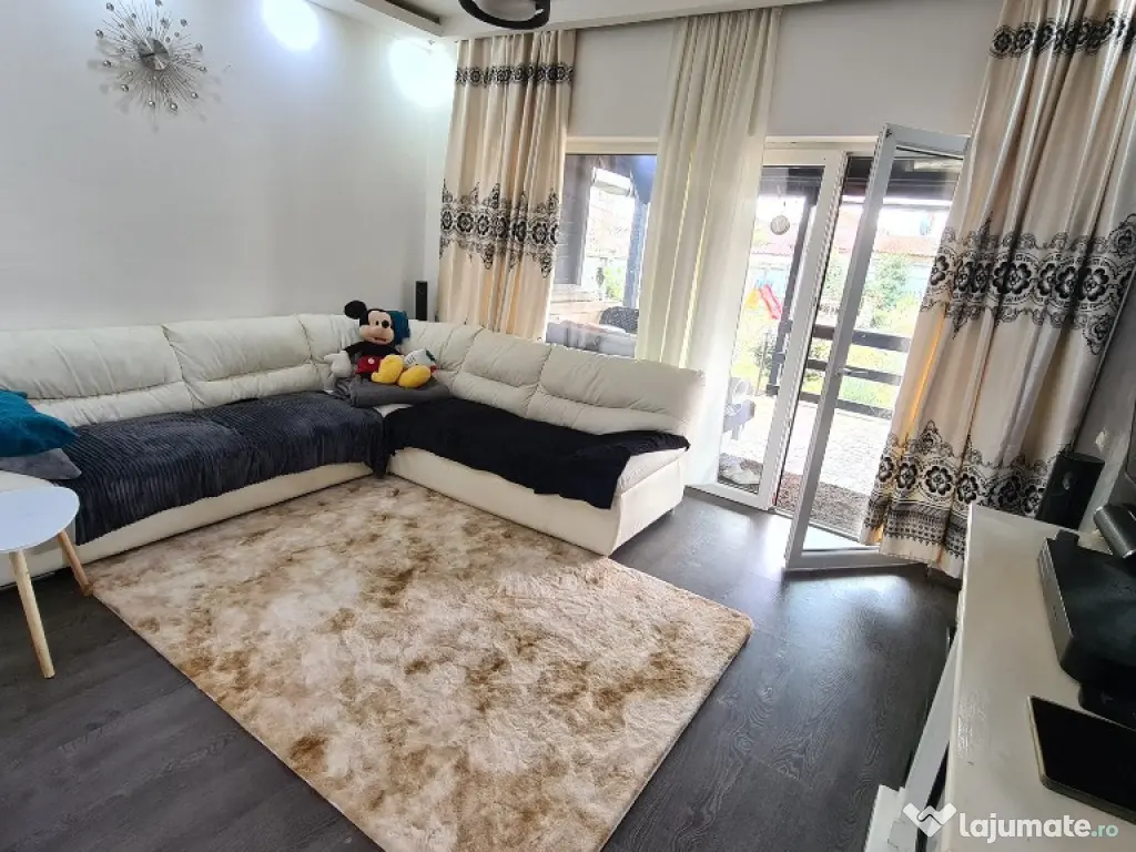 Casa tip Duplex in Via Carmina-Vladimirescu - ID : RH-42424-property