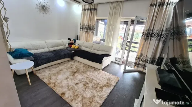 Casa tip Duplex in Via Carmina-Vladimirescu - ID : RH-42424-property