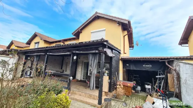 Casa tip Duplex in Via Carmina-Vladimirescu - ID : RH-42424-property