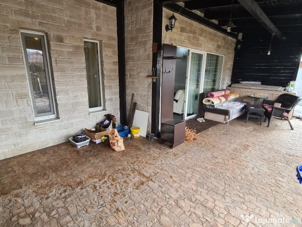 Casa tip Duplex in Via Carmina-Vladimirescu - ID : RH-42424-property