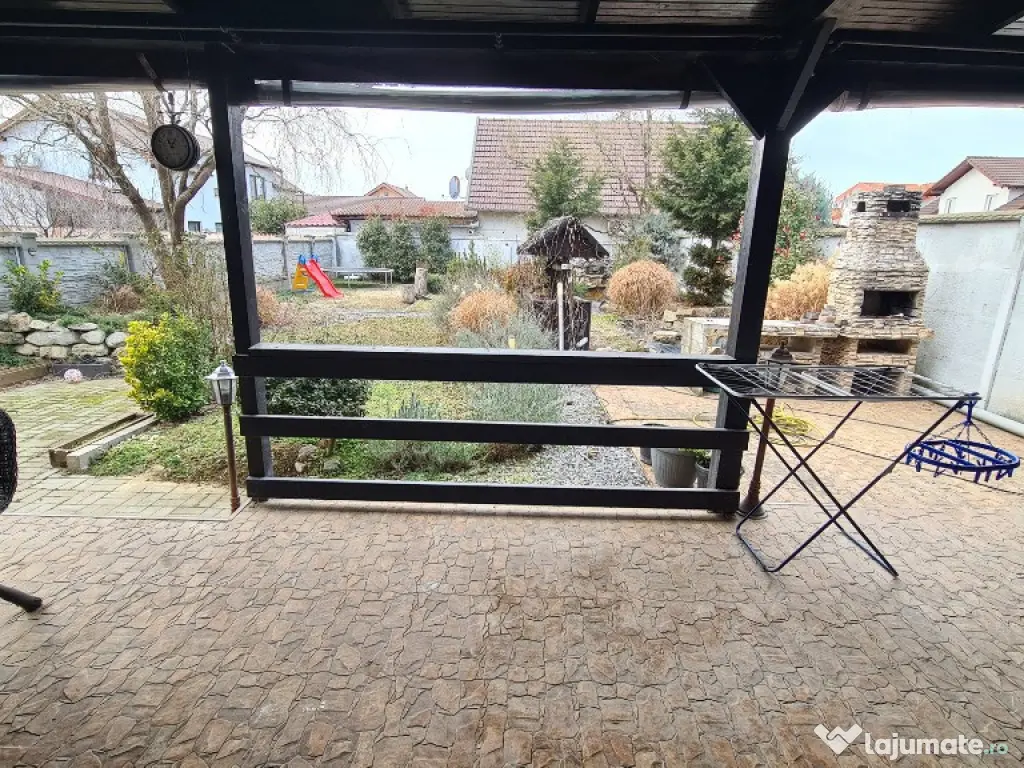 Casa tip Duplex in Via Carmina-Vladimirescu - ID : RH-42424-property