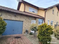 Casa tip Duplex in Via Carmina-Vladimirescu - ID : RH-42424-property