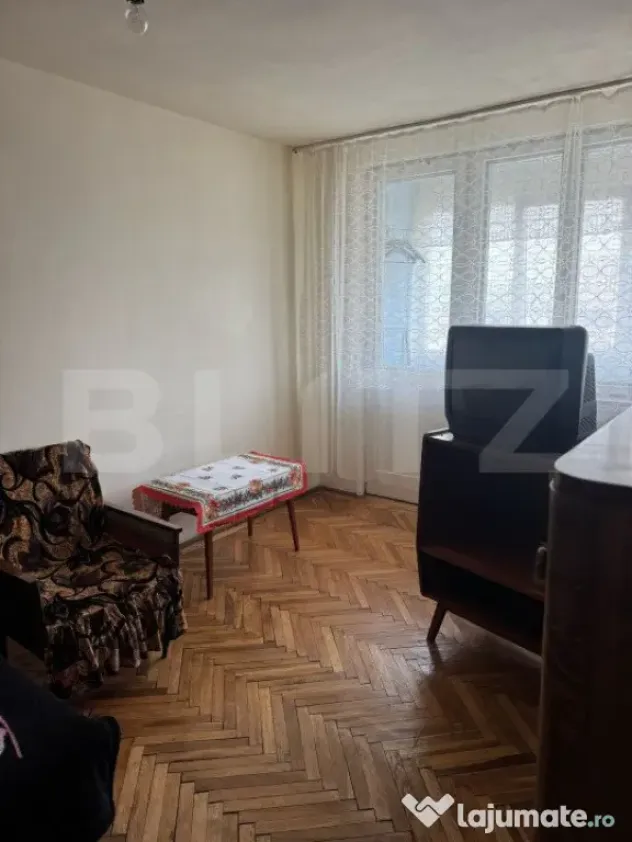Apartament 3 camere, 67 mp, decomandat, zona Nicolae Balcesc