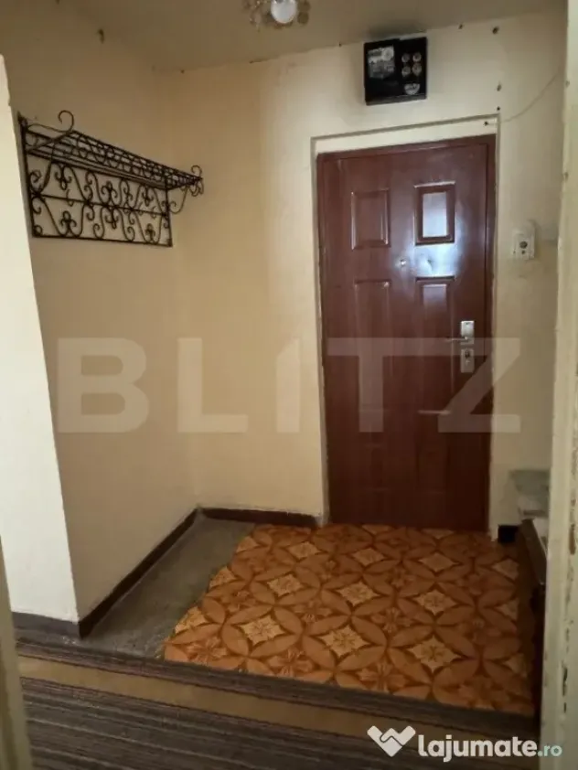Apartament 3 camere, 67 mp, decomandat, zona Nicolae Balcesc