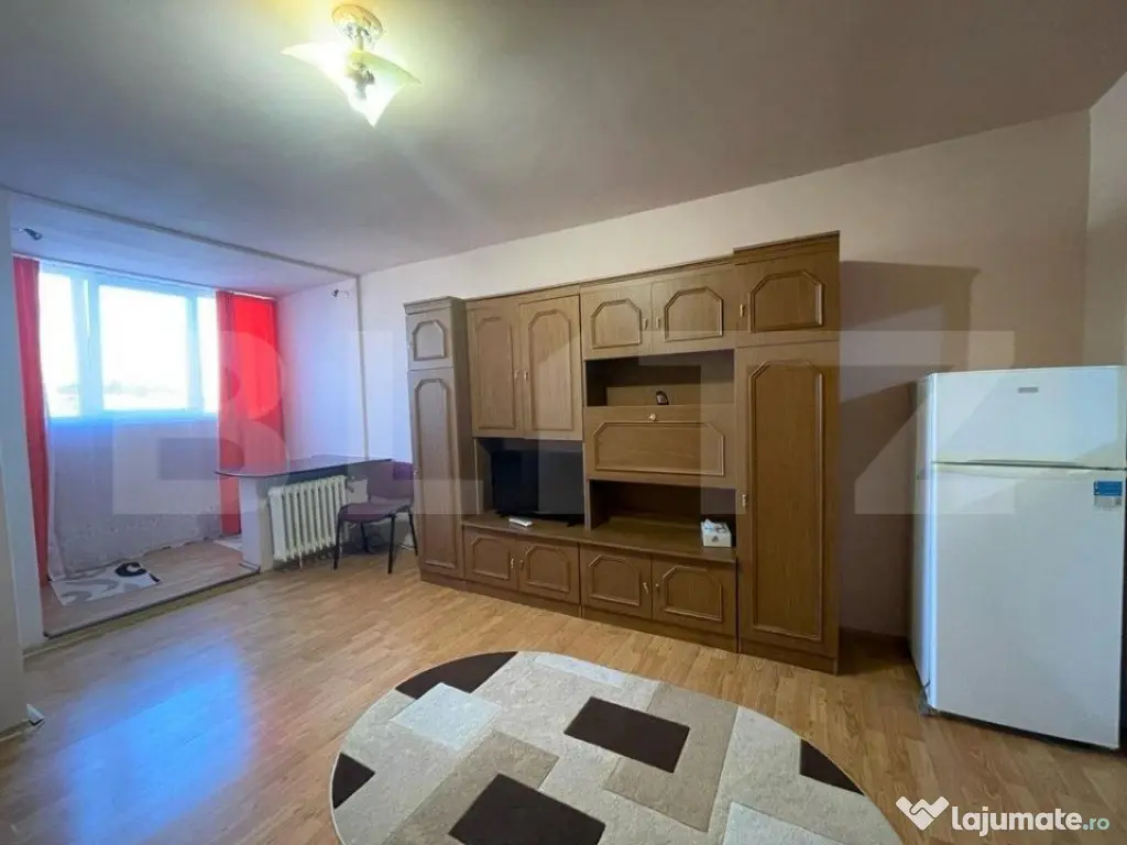 Garsoniera 28 mp, zona Big