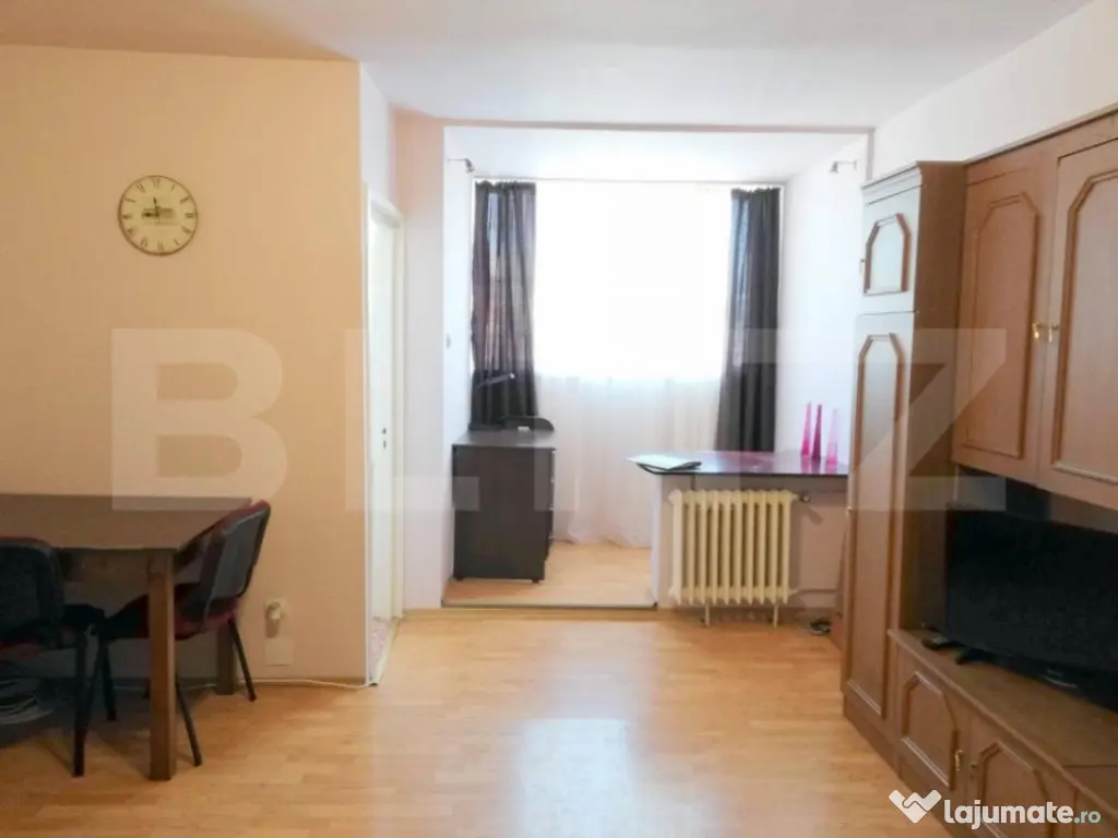 Garsoniera 28 mp, zona Big