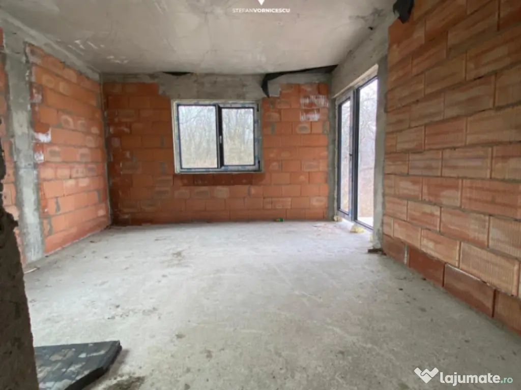 CASĂ INDIVIDUALĂ DE VÂNZARE – LA ROȘU | 167 MP UTILI