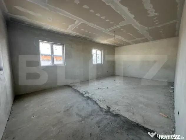 Casă de Vânzare cu 3 camere în Cartierul Izvor, Tărlung - Tarlungeni (Brasov)