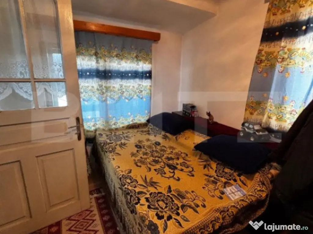 Casa, 4 camere, 144 mp, zona Buna Vestire