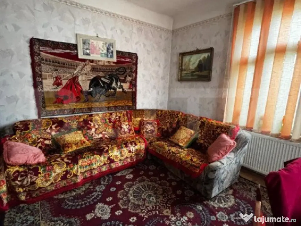 Casa, 4 camere, 144 mp, zona Buna Vestire