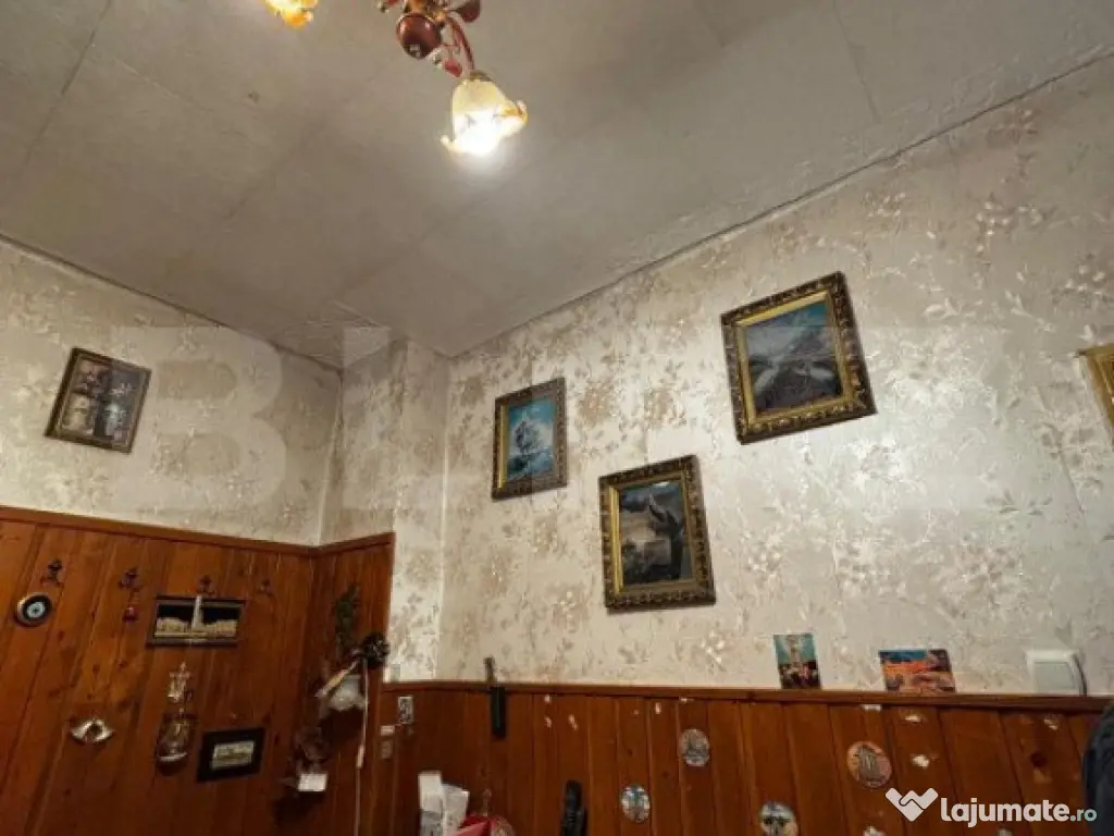 Casa, 4 camere, 144 mp, zona Buna Vestire