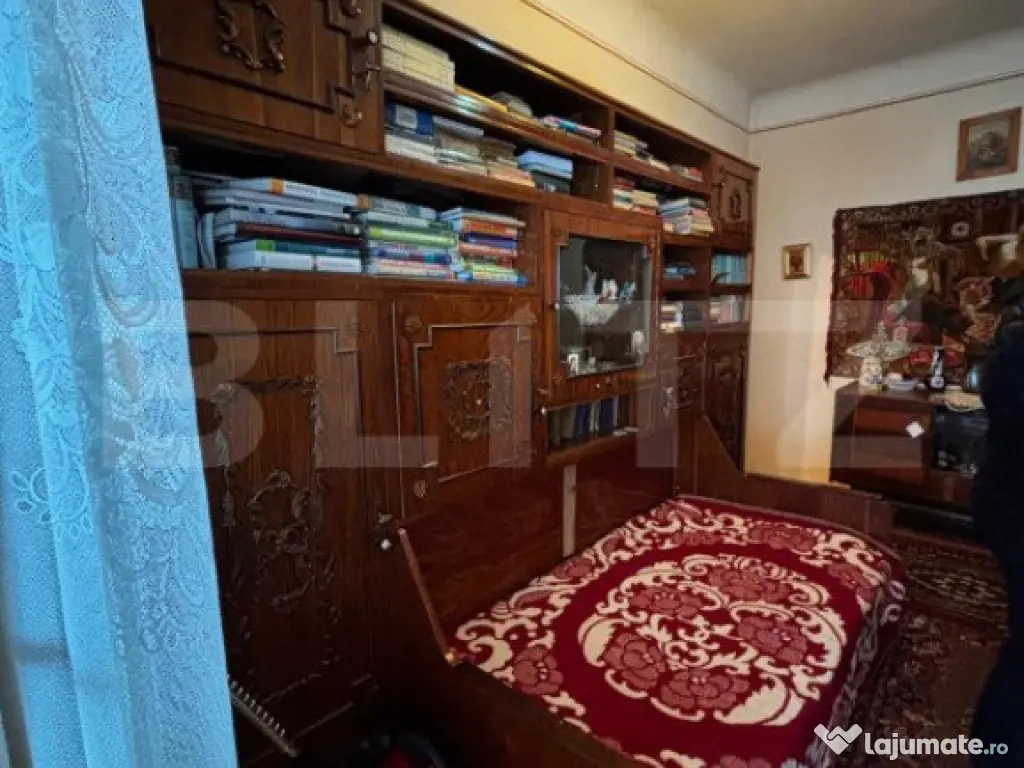 Casa, 4 camere, 144 mp, zona Buna Vestire