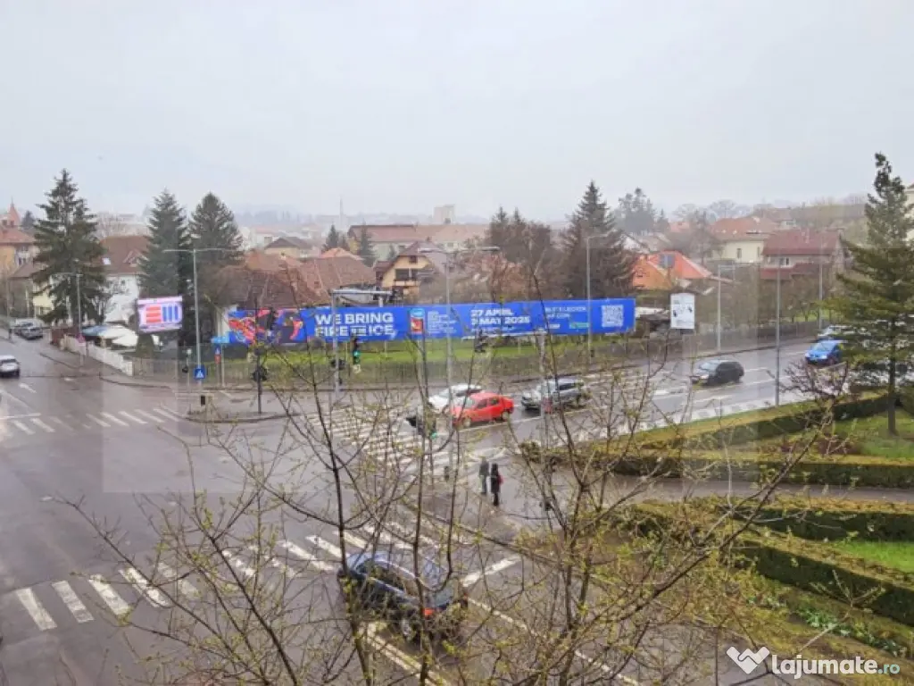 Apartament 3 camere, 78 mp, 4 balcoane – Sf.Gheorghe