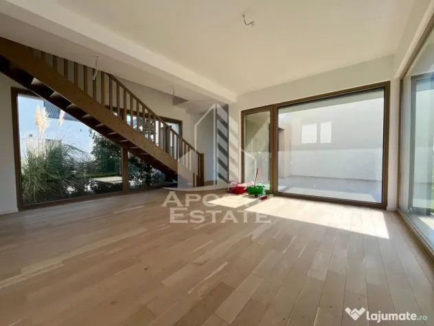 Casa Eco cu 5 camere, 3 bai, in Dumbravita - Dumbravita (Timis)