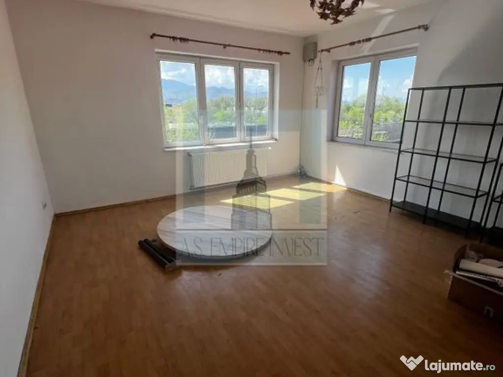 HALA 550 MP + birouri 110 mp+80 mp vestiare - zona Bartol...