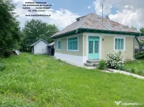 Proprietate com.Bodesti, casa + anexe + teren 7481 mp